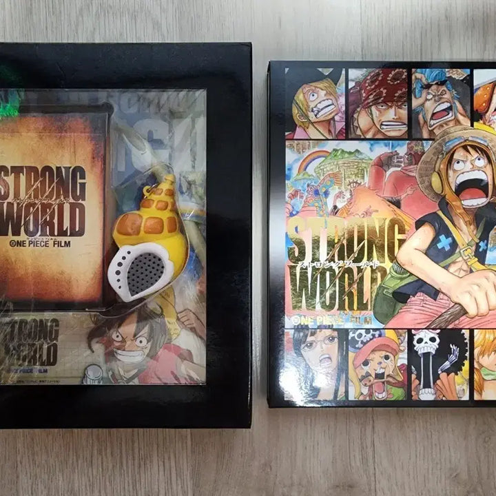 [BUNJANG] One Piece Film: Strong World Blu-ray with Goods / 원피스 필름 스트롱월드 블루레이 굿즈 포함