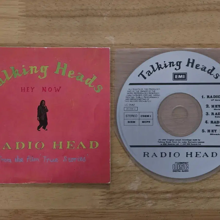 [BUNJANG] Talking Heads Radio Head LP Record (UK First Pressing) / CD 음반 TALKING HEADS 토킹 헤즈 - Radio Head 영국반