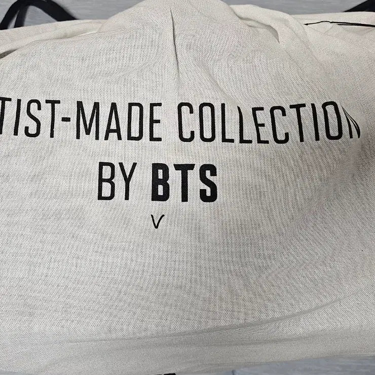 [BUNJANG] BTS V Mute Boston Bag / bts v mute bag 김태형 뷔 뮤트 가방 보스턴백