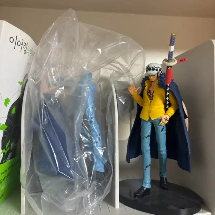 [BUNJANG] Trafalgar Law One Piece Figure / 원피스 트라팔가 로우 피규어
