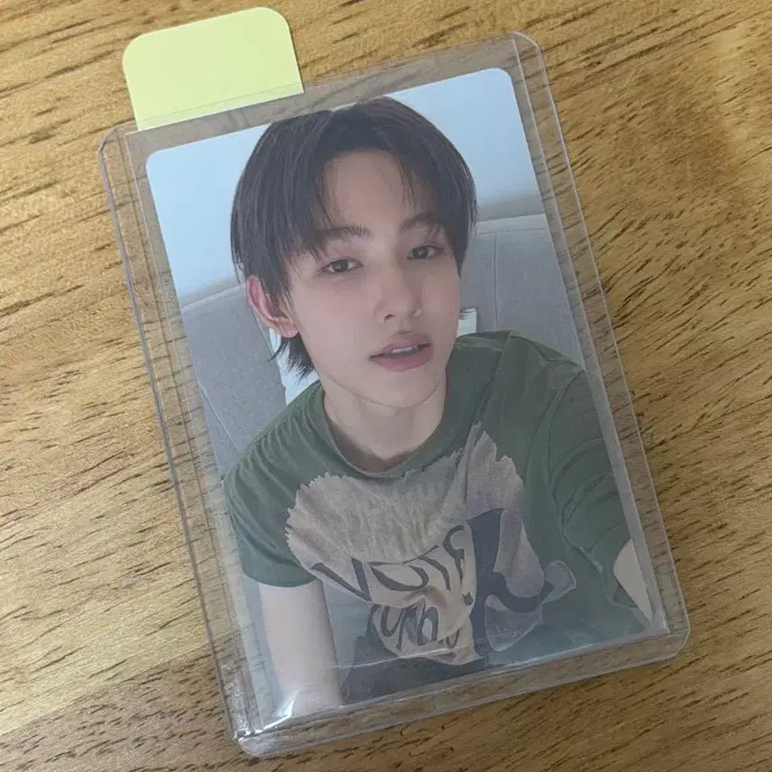 [BUNJANG] KORTIZ Sung Hyun Color Outside the Lines Scene 2 Ver. Photocard / 코르티스 성현 앨범 Color outside the lines scene 2 ver. 포토카드 포카
