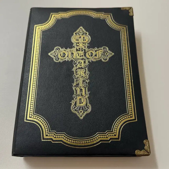 [BUNJANG] G-Dragon ONE OF A KIND Album Gold Version / 지드래곤 ONE OF A KIND 앨범 골드버전