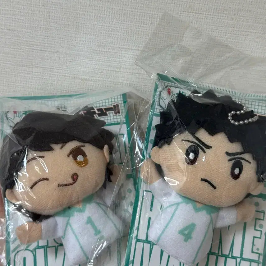 [BUNJANG] Haikyuu!! Oikawa &amp; Iwaizumi Finger Puppet Set / 하이큐!! 오이카와 &amp; 이와이즈미 인형