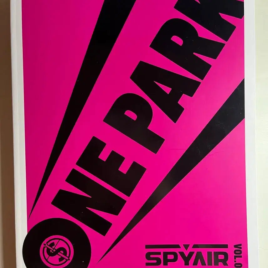 [BUNJANG] SPYAIR ONE PARK Photobook Special Set / (특전포함) 2017 스파이에어 원파크 화보 사진집
