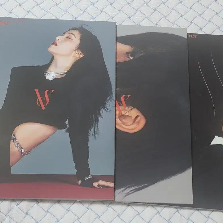 [BUNJANG] Red Velvet Irene &amp; Seulgi Tilt Photobook Album Set (3 Versions, Excludes Photocard) / [판매] 레드벨벳 아이린슬기 틸트 포토북 앨범 3종 세트(포카x)