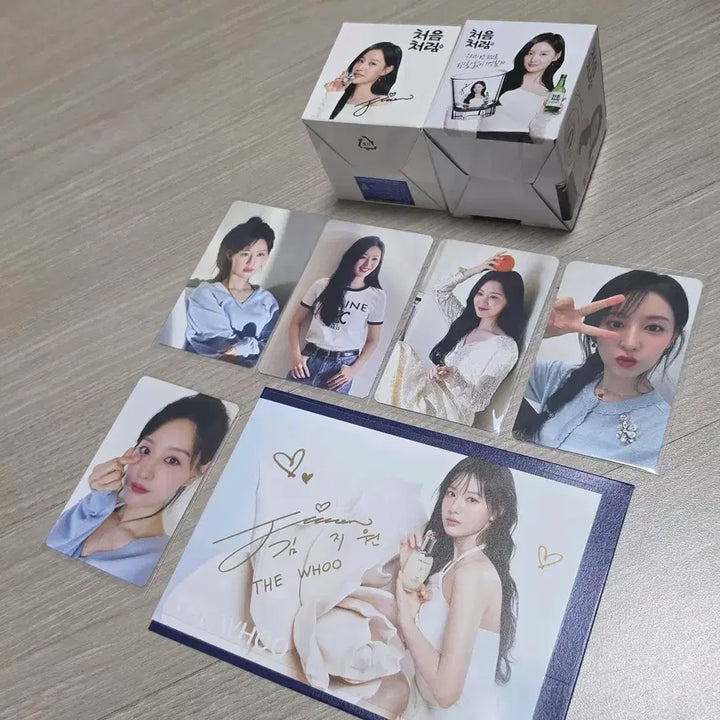 [BUNJANG] Kim Ji Won Fan Cafe Bundle Set / 김지원 팬카페 특전 포카+굿즈 일괄(12일까지 40)