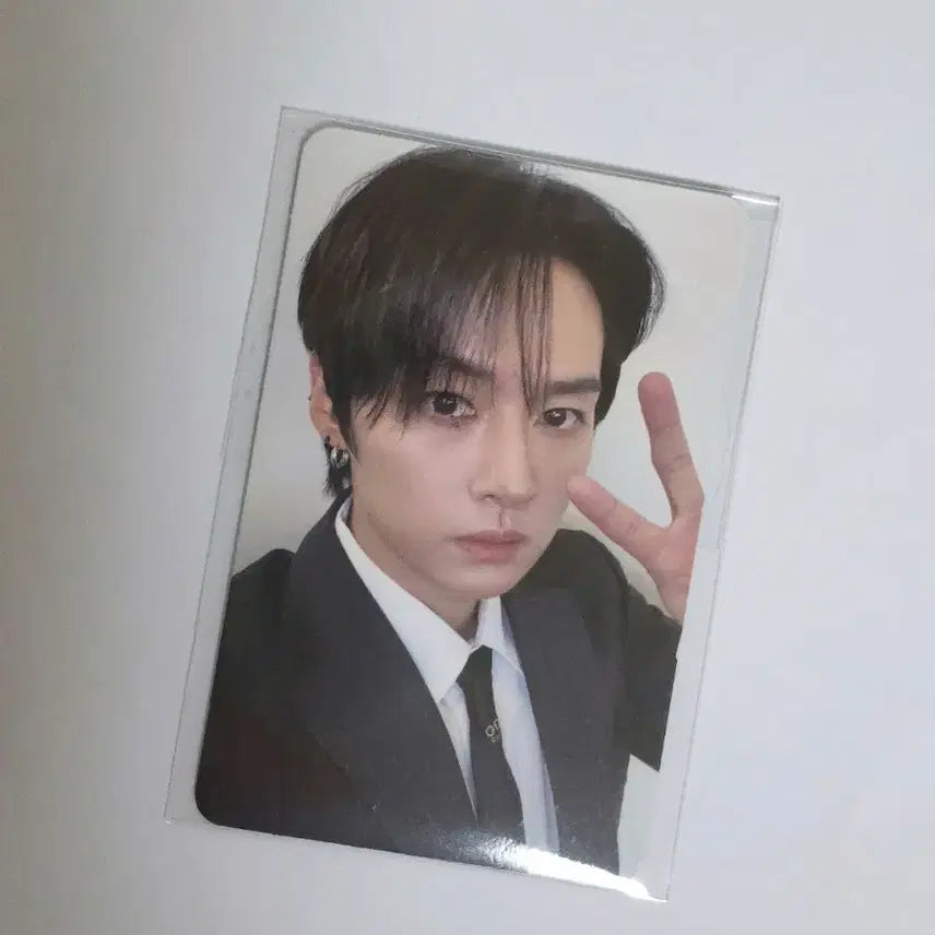 [BUNJANG] Stray Kids SKZ Lee Know THIS IS IT Music Show Photocard Sealed / 스트레이키즈 스키즈 리노 디스앤댓 공방 포카 straykids