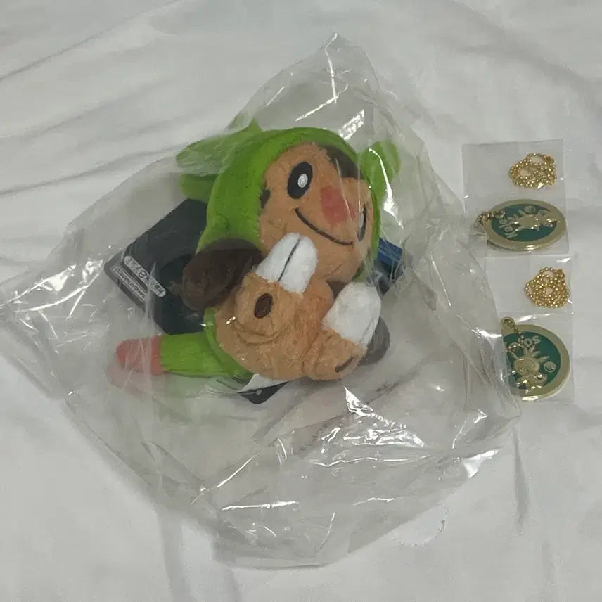 [BUNJANG] Pokemon 30th Anniversary Kuji Doll &amp; Metal Charm Set / 포켓몬스터 30주년 쿠지 도치마론 인형 메탈 참