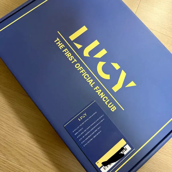 [BUNJANG] Lucy Fanclub Kit (Excluding Slogan and Membership Card) / 루시 팬클럽키트