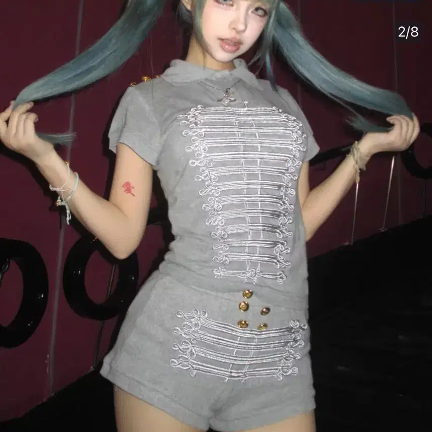 [BUNJANG] Giselle Stage Outfit Grey T-Shirt Pants Set / 지젤 착용 무대 의상 프레잉 폴로 그레이 티셔츠 팬츠 세트