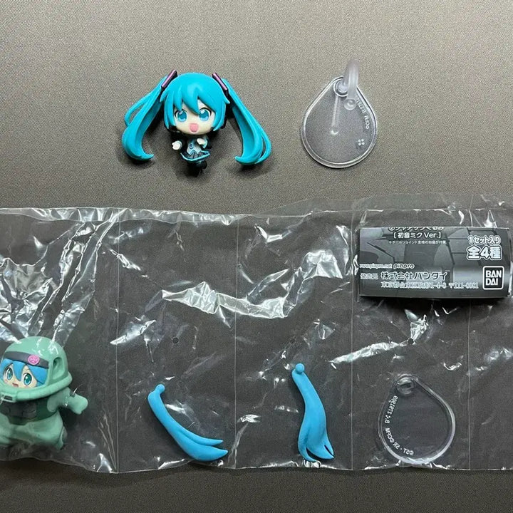 [BUNJANG] Hatsune Miku Gundam Miku Gacha 2 Types Bundle Set / 하츠네 미쿠, 건담 미쿠 가챠 2종 일괄 (가챠/캡슐토이)