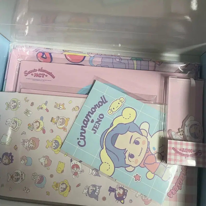 [BUNJANG] NCT Dream Jeno Cinnamoroll Collaboration Sealed Fan Box / 미개봉 제노 시나모롤 팬시 박스 양도