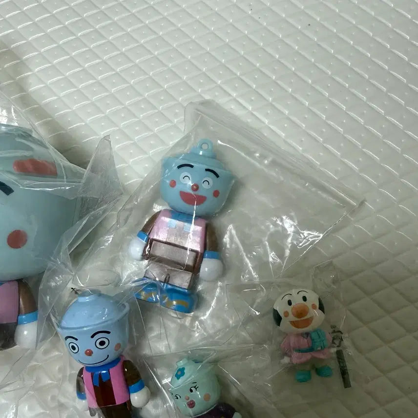 [BUNJANG] Anpanman Kamameshi-don Kamasotoman Capu Chara Figure Keychain Bundle Set / 호빵맨 가마메시동 가마솥맨 카푸캬라 피규어 키링 등등 일괄