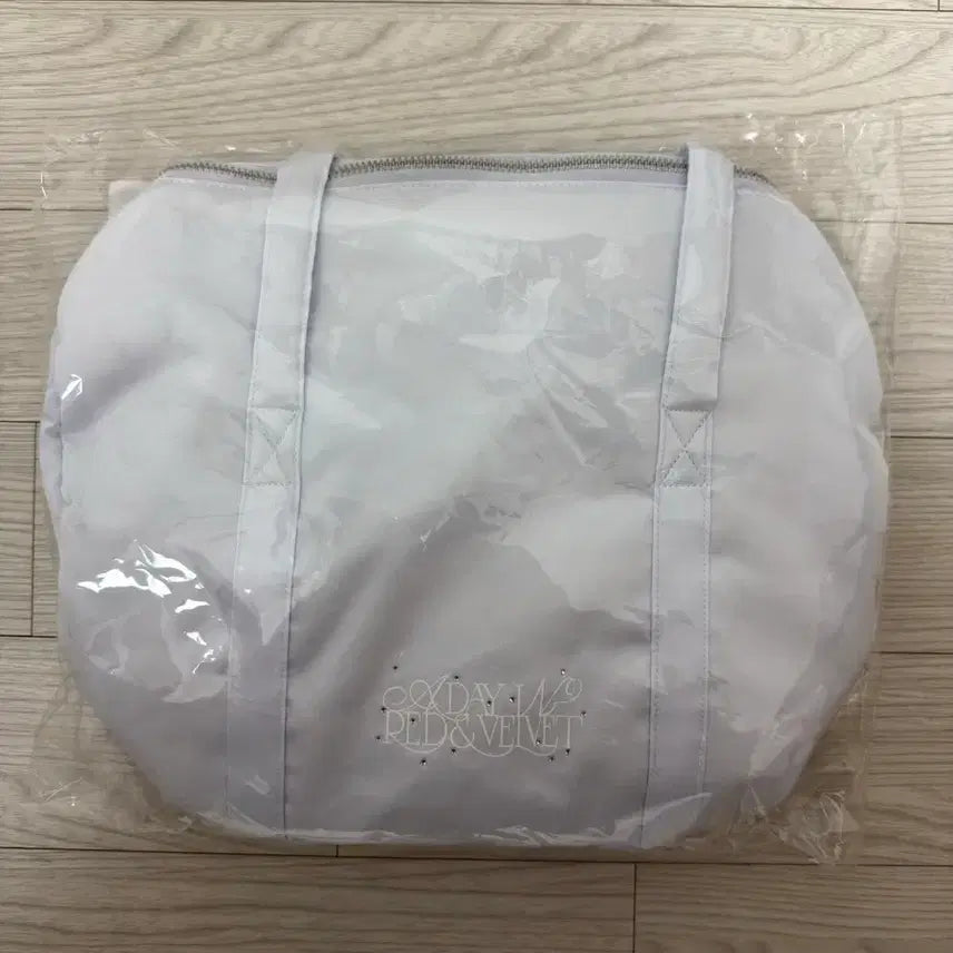 [BUNJANG] Red Velvet Fan-con Bag Photocard / 포카X 레드벨벳 팬콘 가방