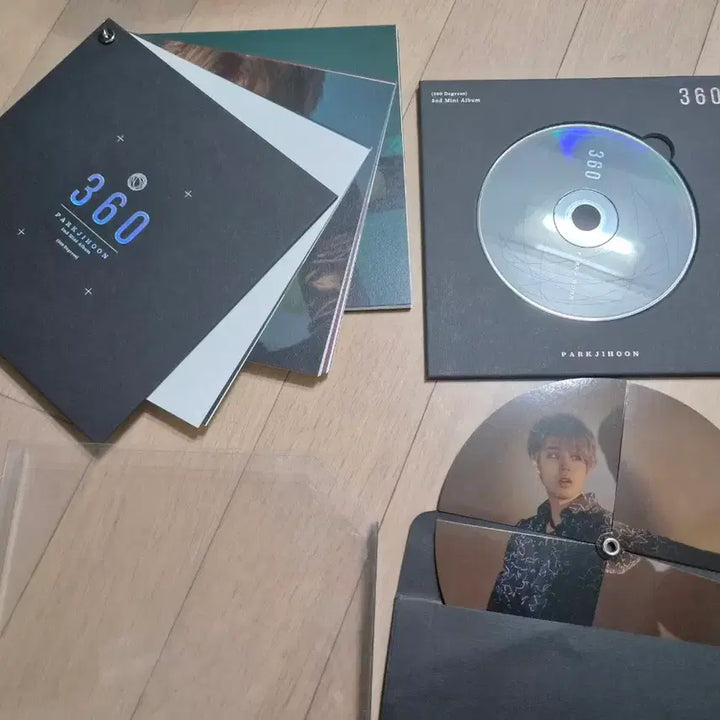 [BUNJANG] Park Ji Hoon - 360 (360 Degrees Ver.) Black Album / 박지훈 - 미니 2집 [360] (360 Degrees Ver.) 검정, 돌림퍼즐O, 포카X