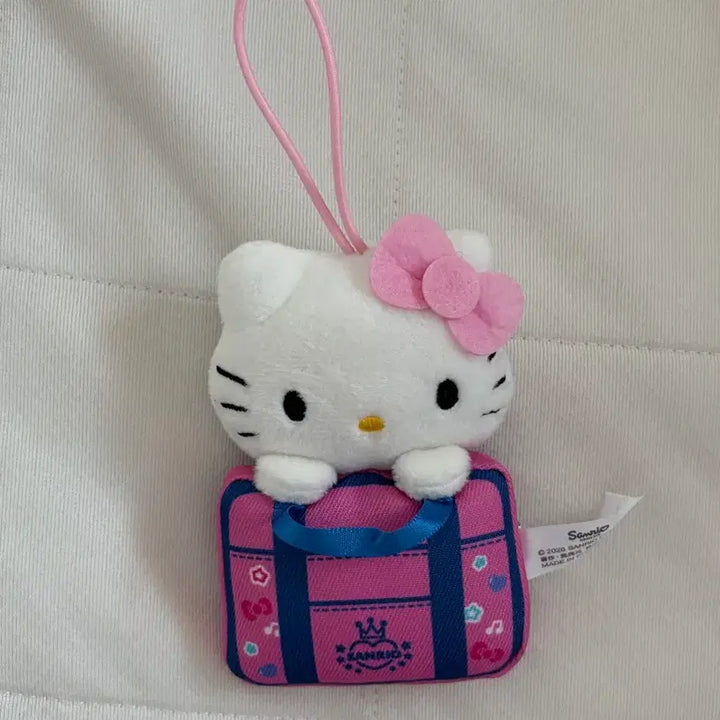 [BUNJANG] Hello Kitty School Secret Mascot / 헬로키티 스쿨 시크릿 랜덤 마스코트