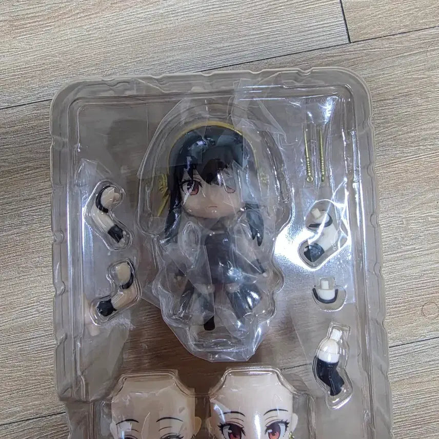 [BUNJANG] Spy x Family Yor Forger Nendoroid (Unsealed) / 개봉)요르 넨도로이드