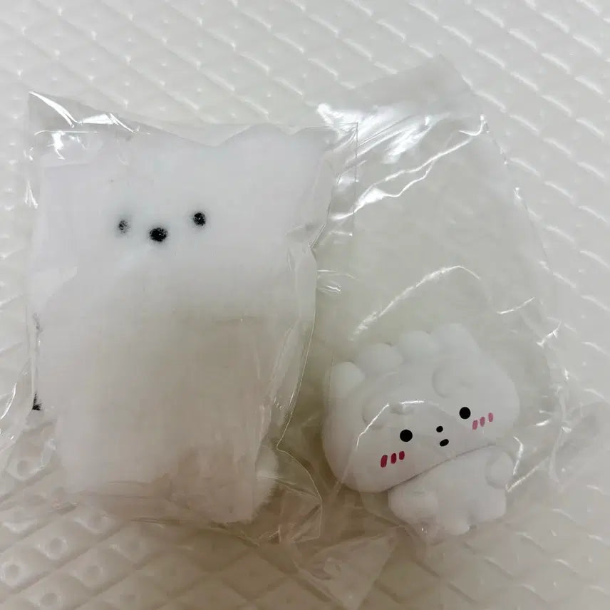 [BUNJANG] Monoychita Handmade Doll + Figure / 모뇨치타 핸드메이드인형 + 피규어