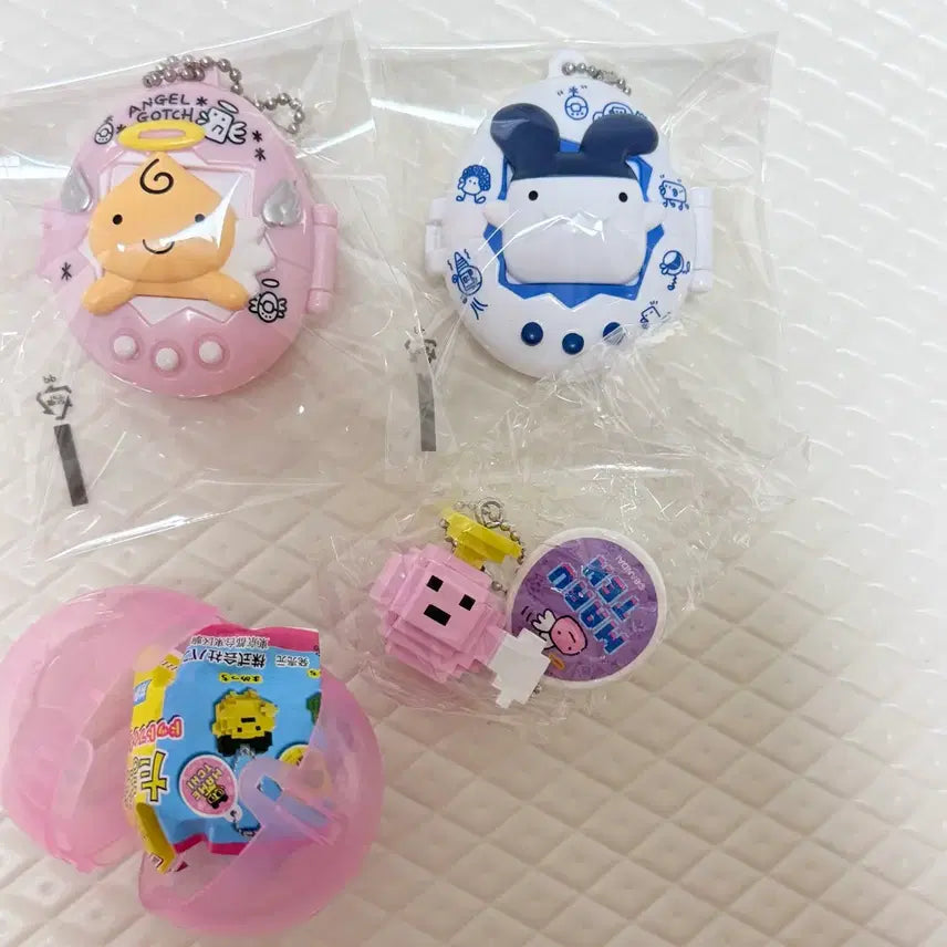 [BUNJANG] Tamagotchi Case Gacha Strap Gacha / 다마고치 케이스 가챠 , 스트랩 가챠