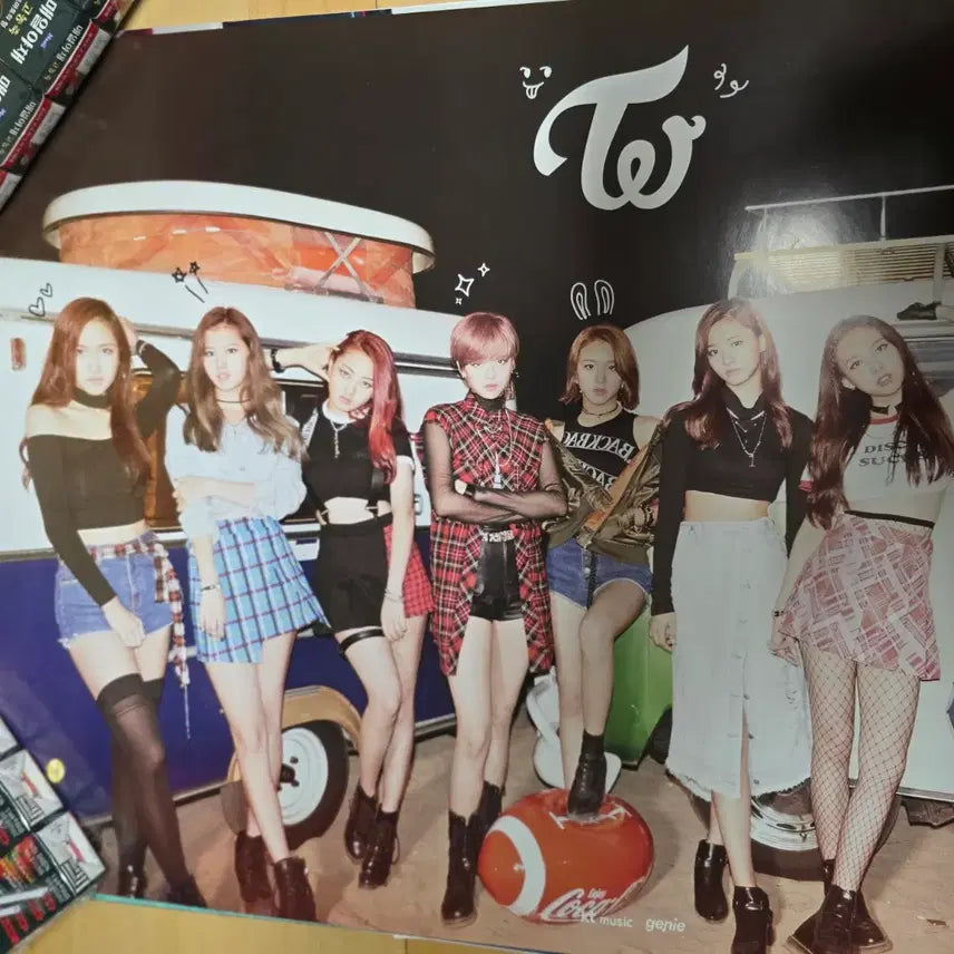 [BUNJANG] TWICE Poster Bundle Set (20 Posters) / 트와이스 포스터 일괄판매 우아하게 치얼업 등 (TWICE poster)