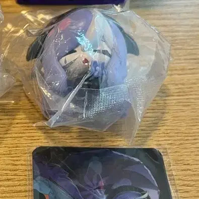 [BUNJANG] The Venti Jjenzzay Vivian Figure &amp; Photocard Set / 더벤티 젠존제 비비안 피규어