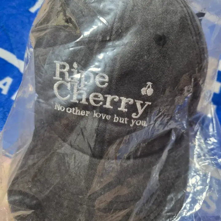 [BUNJANG] Seventeen S.Coups 2026 Birthday Cafe Ripe Cherry Cap / Ripe Cherry 볼캡 2026쿱스생카 세븐틴