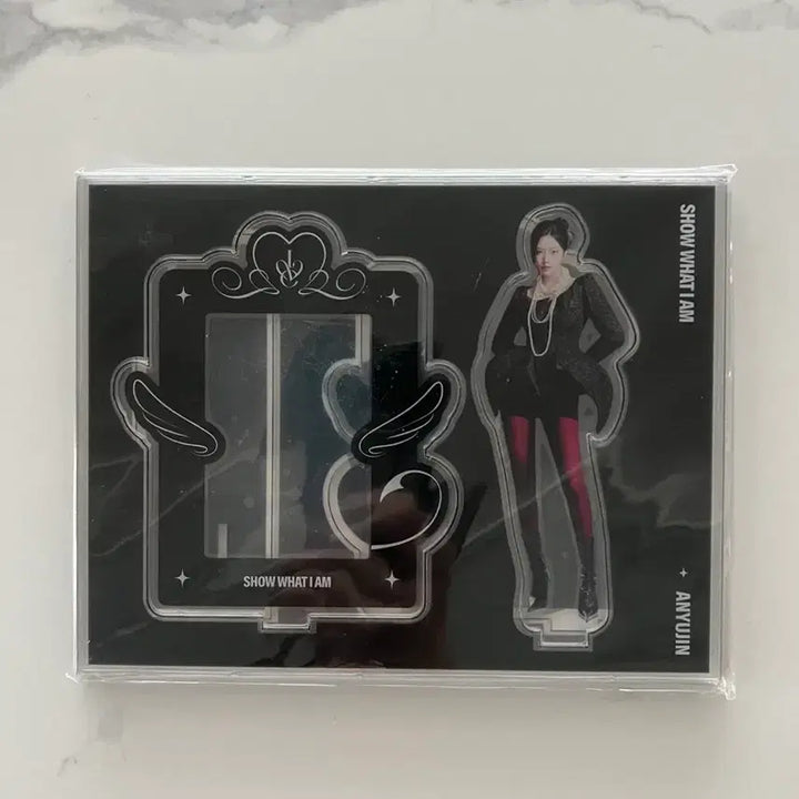 [BUNJANG] IVE Yujin Acrylic Photo Stand Set Sealed / [당일배송] 아이브 콘서트 엠디 안유진 아크릴 포토 스탠드 세트 미개봉 양도