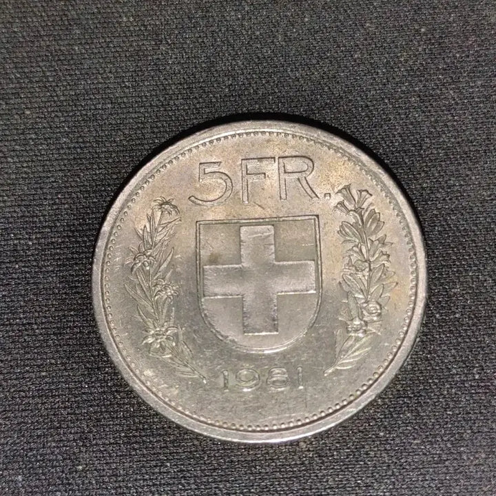 [BUNJANG] Swiss Coin Set (5 Types, 10 Coins, 1953-1993) / 스위스 주화 세트 ( 5종 10개. &
