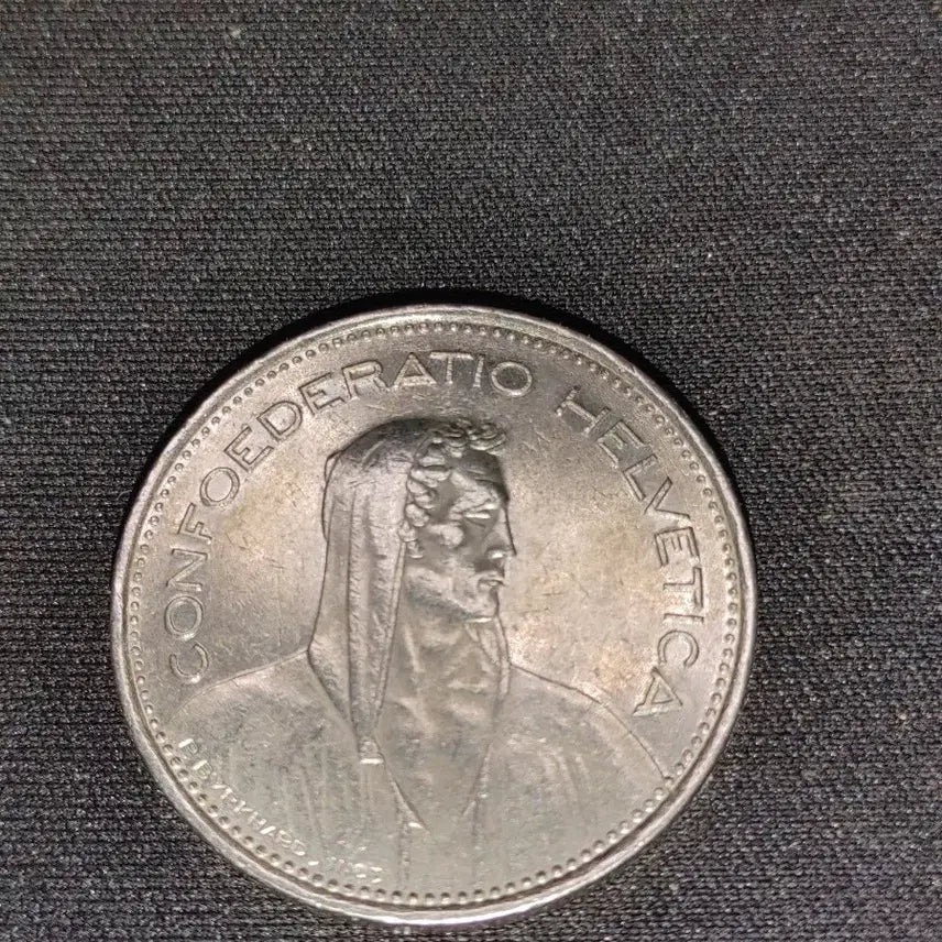 [BUNJANG] Swiss Coin Set (5 Types, 10 Coins, 1953-1993) / 스위스 주화 세트 ( 5종 10개. &
