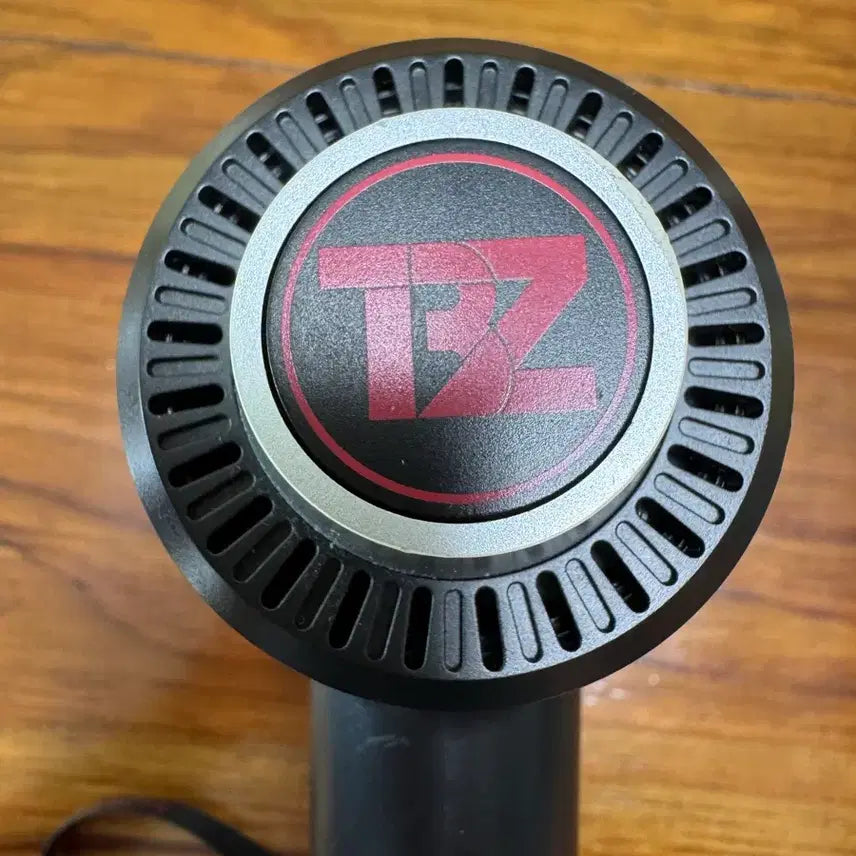 [BUNJANG] The Boyz Official Lightstick Ver. 1 / 더보이즈 응원봉 더비봉 하트성기 1세대