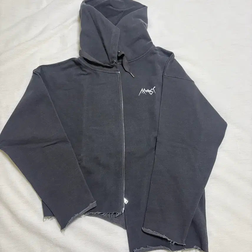 [BUNJANG] BTS Jungkook ARMYST Hoodie Zip-up M / BTS 정국 아미스트 후드집업 M