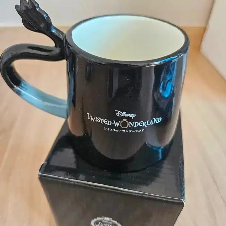 [BUNJANG] Twisted Wonderland Pompompurin Mug Cup &amp; Vill Vill Highball Glass / 트위스테 그림, 폼피오레 머그컵, 빌 하이볼 컵