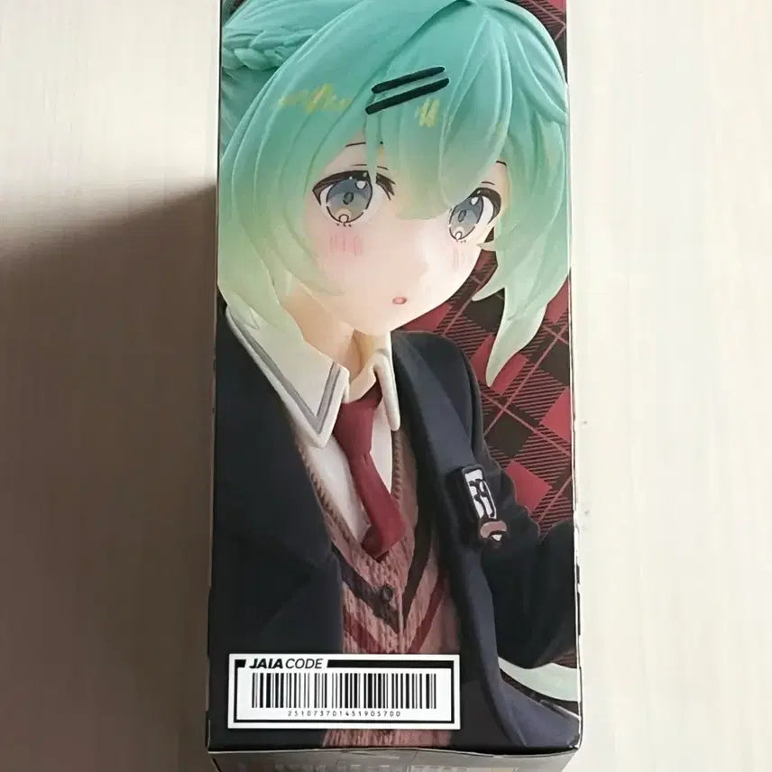 [BUNJANG] Taito Hatsune Miku Fashion Preppy Figure (Sealed) / [미개봉] 타이토 하츠네 미쿠 패션 프레피 피규어