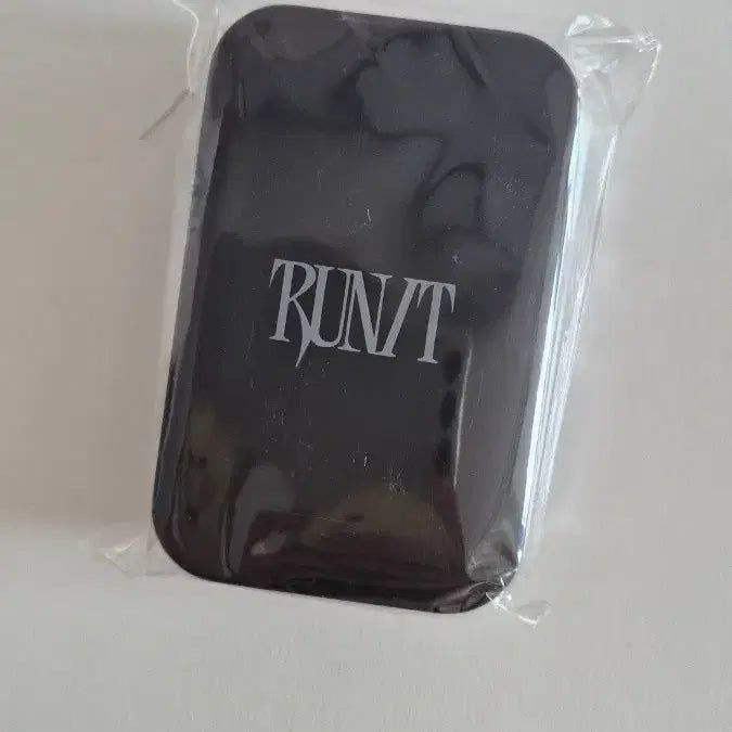 [BUNJANG] Stray Kids Run 2 U Seoul Popup Ring Small Size (Sealed) / [미개봉 새상품]스키즈 런잇 서울 팝업 반지