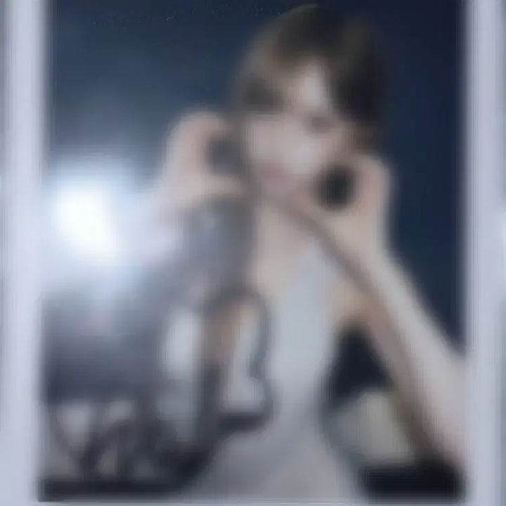[BUNJANG] tripleS Kwak Yeonji Signed Polaroid / 트리플에스 곽연지 사인 폴라로이드
