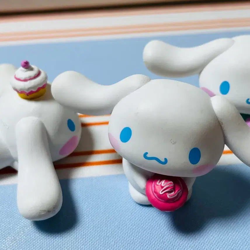 [BUNJANG] Cinnamoroll Figure Set (4 Types) / 시나모롤 피규어 4종 세트