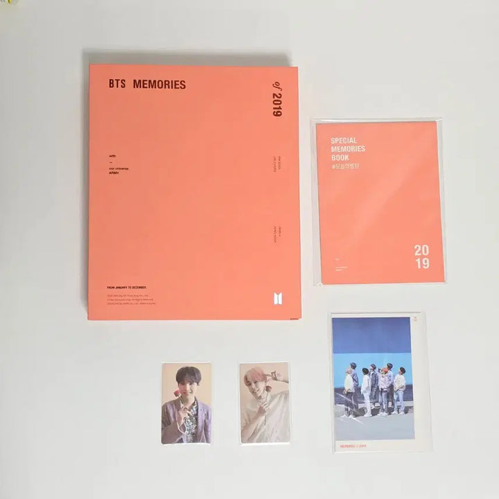 [BUNJANG] BTS Memories 2019 DVD Suga &amp; Jimin Photocards (Set) / 포카 2장) 메모리즈 2019 방탄 momories bts 슈가 지민 suga jimin dvd 디비디