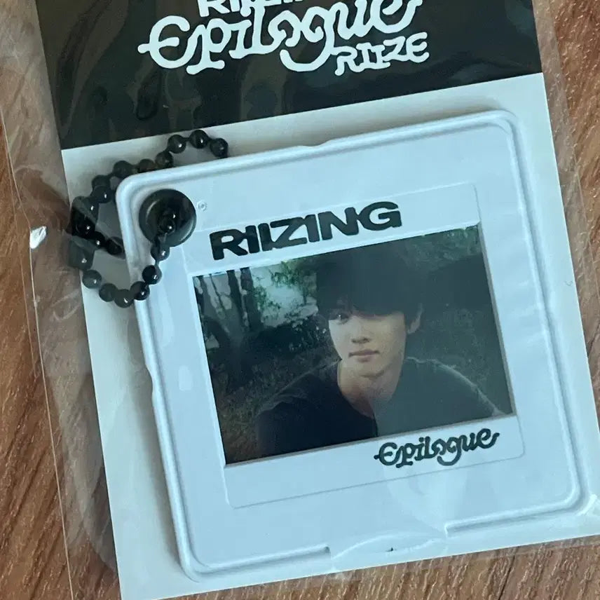 [BUNJANG] RIIZE Sungchan Epilogue Photo Slide Keychain / 라이즈 성찬 에필로그 포토 슬라이드 키체인