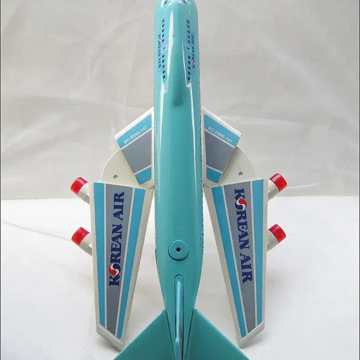 [BUNJANG] Korean Air Boeing 747 Jumbo Airplane Model (45cm x 38cm) / 돈키호테 대한항공 45cm X 38cm 대형 보잉747 점보 비행기