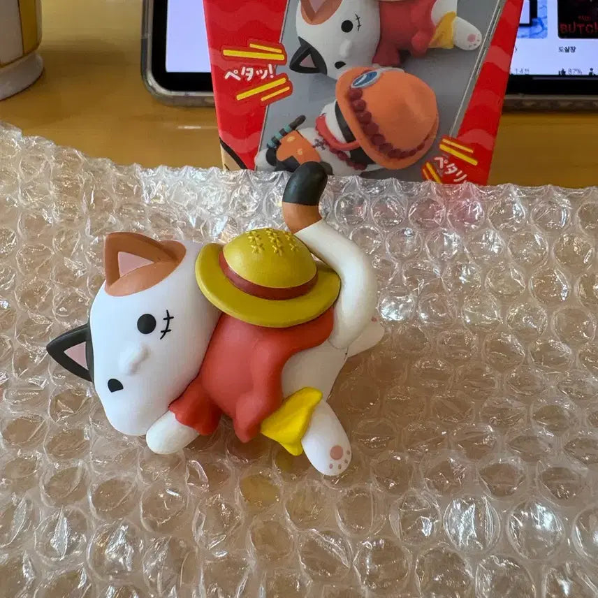 [BUNJANG] One Piece Luffy Nyang Piece Mega Cat Plush / 원피스 루피 냥피스 메가캣