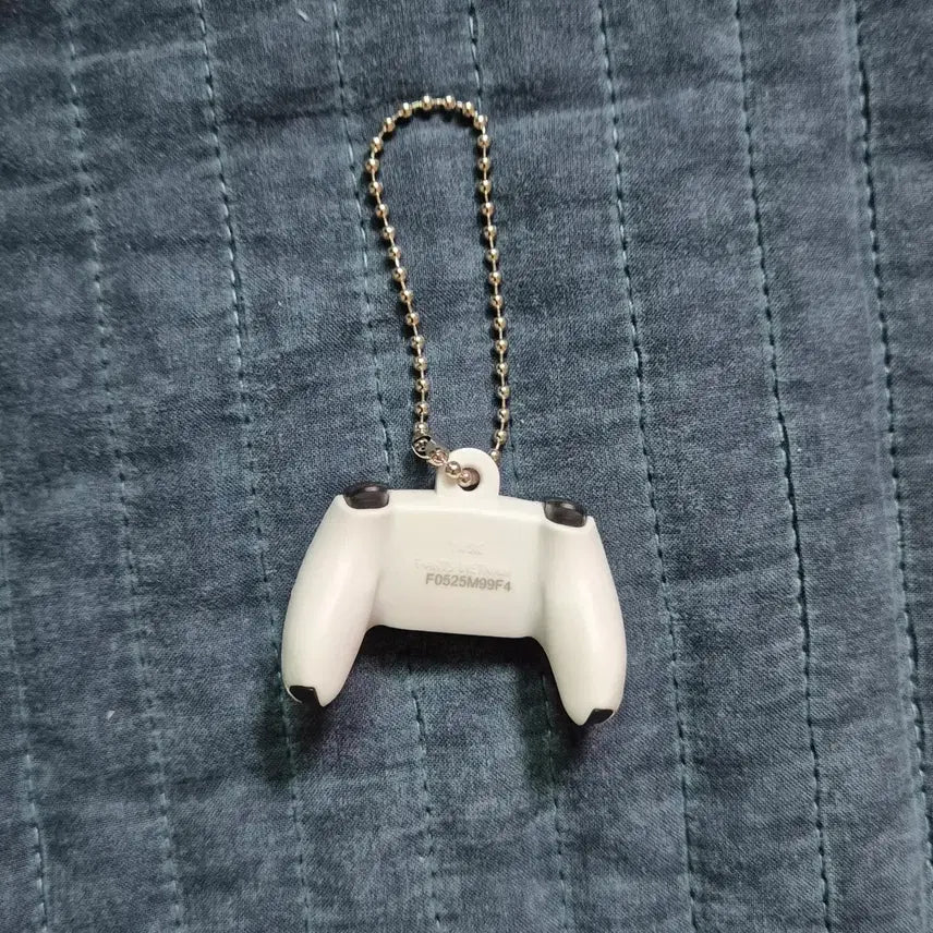 [BUNJANG] PlayStation 5 DualSense Miniature Mascot Figure Controller Gachapon Keychain / PS5 듀얼센스 미니어처 마스코트 피규어 게임기 컨트롤러 가챠 키링