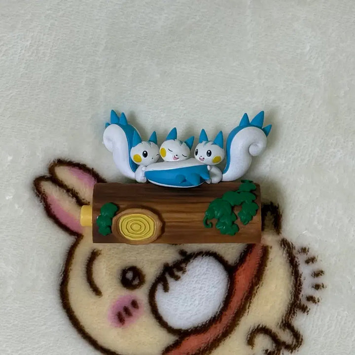[BUNJANG] Pokemon Re-Ment Good Friends Tree Vol. 2 Pachirisu Figure / 포켓몬 리멘트 사이좋은 나무 2탄 파치리스 피규어