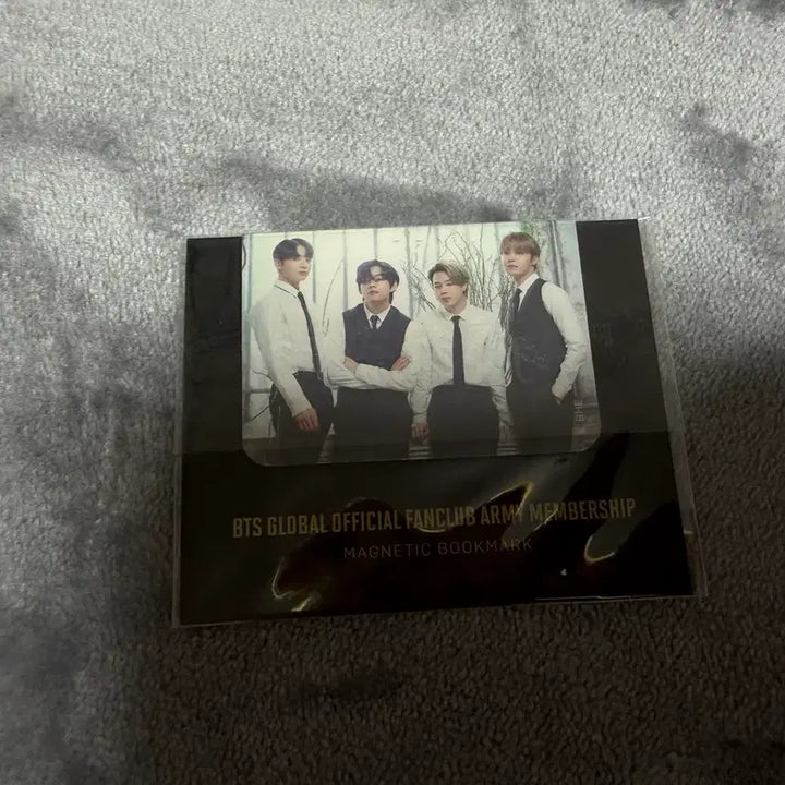 [BUNJANG] BTS Global Official Fanclub ARMY Membership Magnetic Bookmark / BTS 글로벌 공식 팬클럽 아미 멤버십 마그네틱 북마크