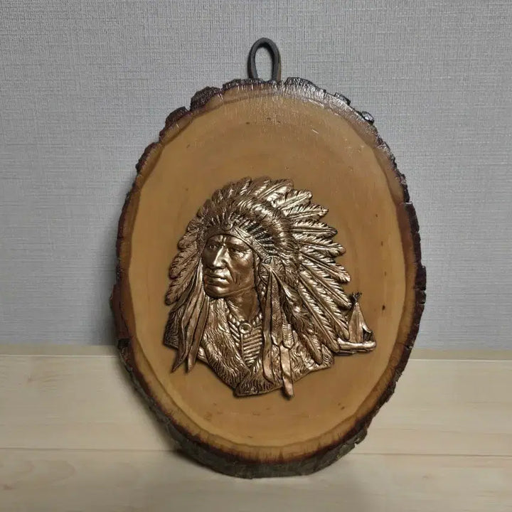 [BUNJANG] Abercrombie &amp; Fitch Vintage Wooden Native American Chief Wall Decor / 캐나다 A&amp;F 빈티지 원목 인디언 추장 벽장식