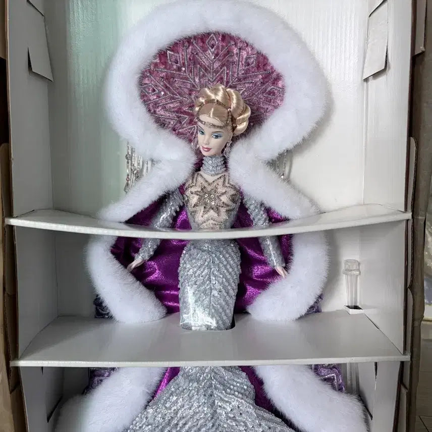 [BUNJANG] Bob Mackie Fantasy Goddess of the Arctic Barbie Doll (2001) / 밥 맥키 북극의 여신 바비