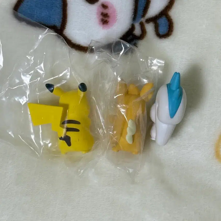 [BUNJANG] Pokemon Torchic, Pachirisu, Pikachu, Bamot Gacha Bundle Set / 포켓몬 부비부비 파치리스 피카츄 빠모트 가챠 일괄