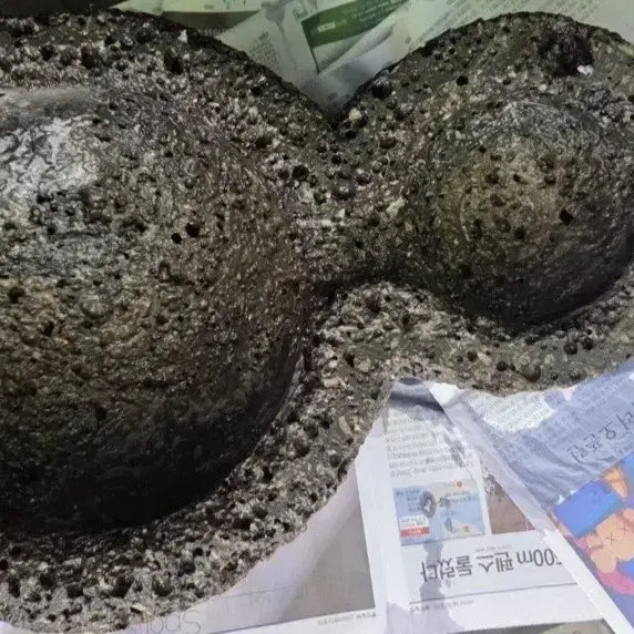 [BUNJANG] Basalt Gourd Water Basin / 현무암 표주박 물확