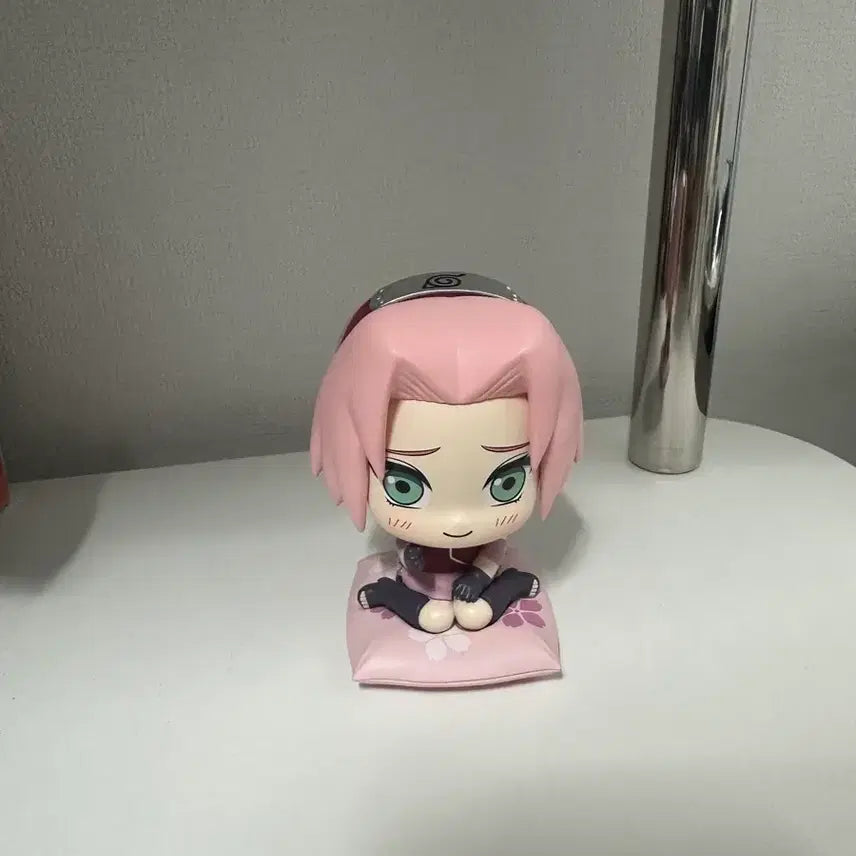 [BUNJANG] EAKI Seated Sakura Figure Unsealed / 최저가) EAKI 앉아있는 사쿠라 피규어 개봉