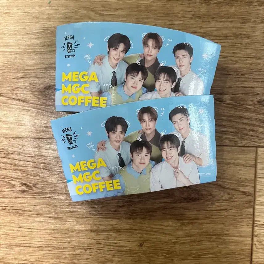 [BUNJANG] EXO Mega Coffee Bundle Set Cup Holders / MGC 메가커피 엑소 컵홀더 2개 일괄