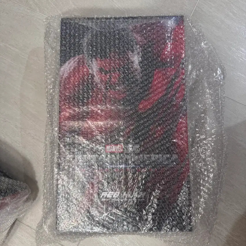 [BUNJANG] Hot Toys Red Hulk Sealed / 핫토이 레드헐크 미개봉